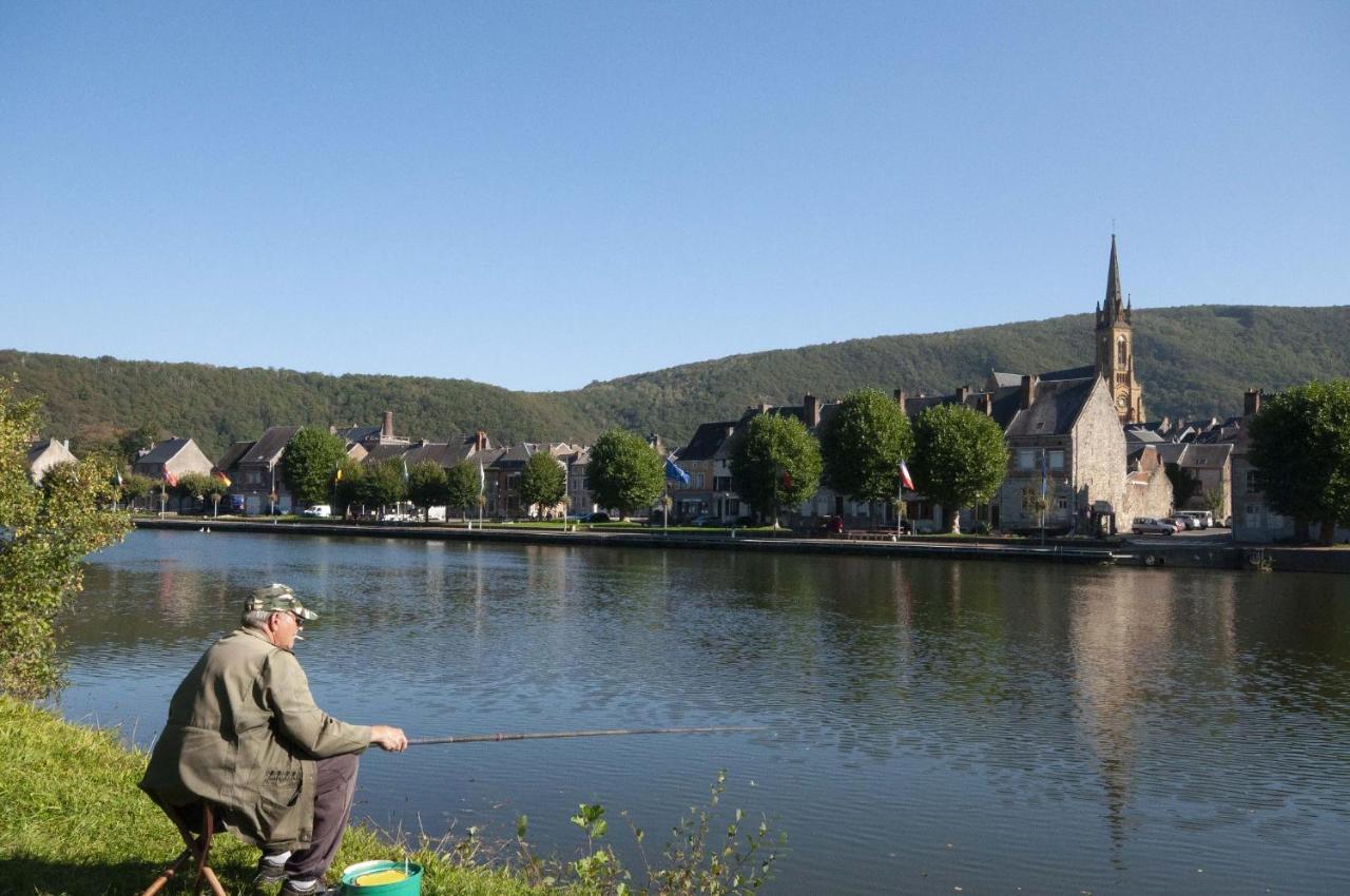 Vila Le Bateau Ivre Fumay Exteriér fotografie